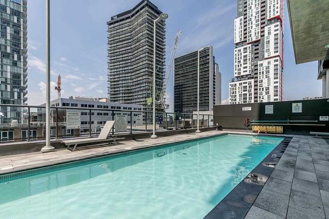 1501 - 290 Adelaide St W, Condo with 2 bedrooms, 1 bathrooms and 0 parking in Toronto ON | Image 13