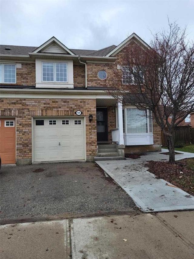 1585 Gowling Terr, House semidetached with 3 bedrooms, 4 bathrooms and 3 parking in Milton ON | Image 1