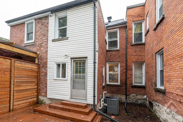 276 Clarence Street, Home with 3 bedrooms, 2 bathrooms and null parking in Ottawa ON | Image 27
