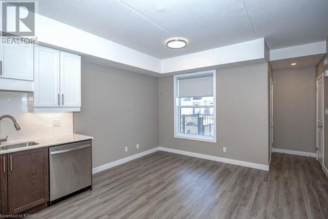 439 Athlone Avenue Unit# D2, Condo with 1 bedrooms, 1 bathrooms and 1 parking in Woodstock ON | Image 1