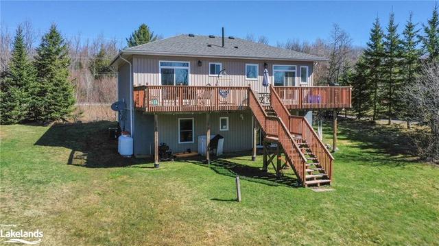 4037 520 Highway, House detached with 4 bedrooms, 2 bathrooms and 6 parking in Magnetawan ON | Image 15