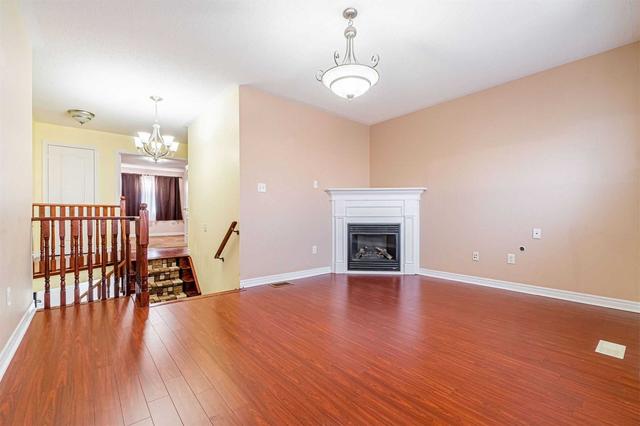 2 Canarygrass Dr, House detached with 3 bedrooms, 4 bathrooms and 4 parking in Brampton ON | Image 17