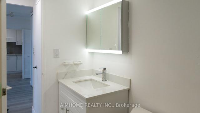 2707 - 5 Massey Sq, Condo with 1 bedrooms, 1 bathrooms and 0 parking in Toronto ON | Image 8