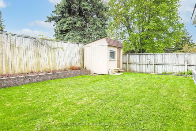330 Lorindale Dr, House detached with 3 bedrooms, 2 bathrooms and 3 parking in Oshawa ON | Image 33
