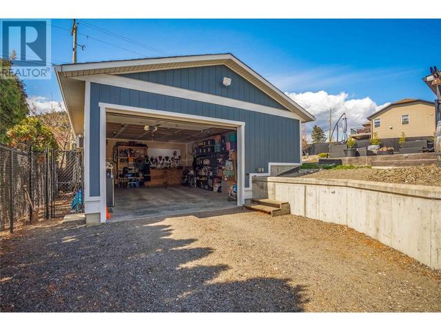 932 Mccartney Road, House detached with 4 bedrooms, 3 bathrooms and 10 parking in West Kelowna BC | Image 44