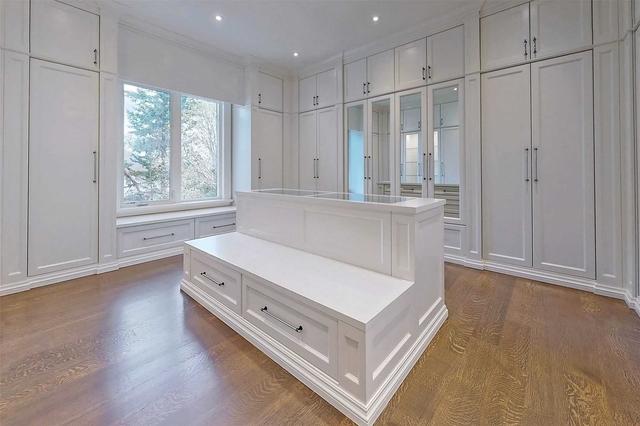 49 Rollscourt Dr, House detached with 5 bedrooms, 7 bathrooms and 9 parking in Toronto ON | Image 20