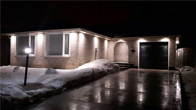 342 Wintergreen Dr, House detached with 4 bedrooms, 3 bathrooms and 3 parking in Waterloo ON | Image 1