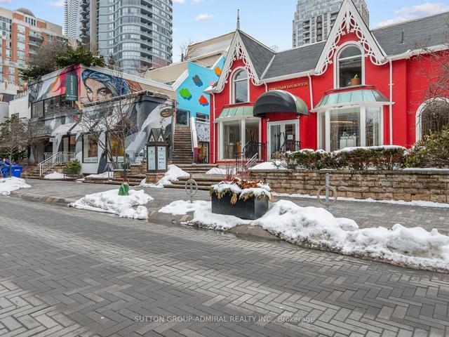 301 - 825 Church St, Condo with 2 bedrooms, 2 bathrooms and 1 parking in Toronto ON | Image 19