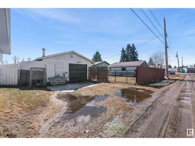 4504 48a Av, House other with 2 bedrooms, 1 bathrooms and null parking in Thorsby AB | Image 32