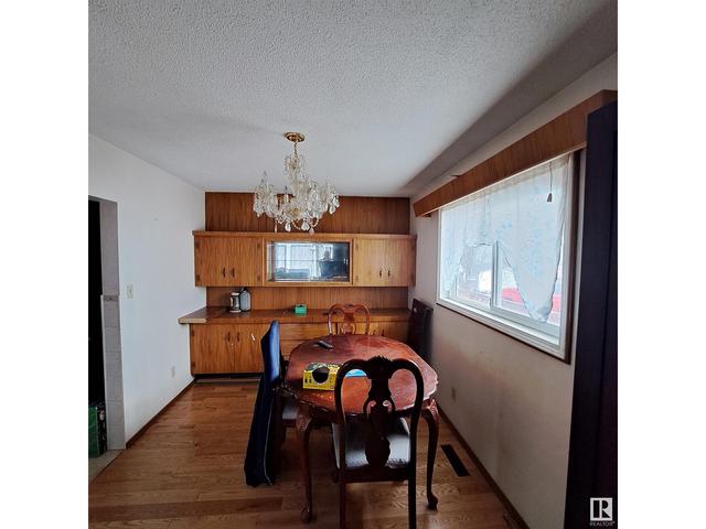 11905 41 St Nw Nw, House detached with 3 bedrooms, 2 bathrooms and null parking in Edmonton AB | Image 10