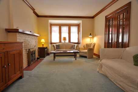 36 Bowood Ave, House detached with 3 bedrooms, 2 bathrooms and 1 parking in Toronto ON | Image 2