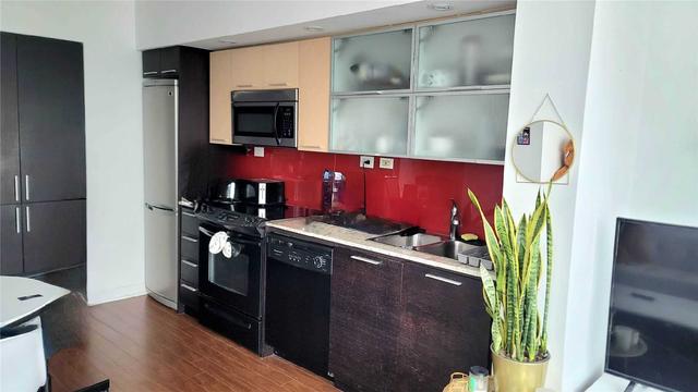 4102 - 25 Capreol Crt, Condo with 1 bedrooms, 1 bathrooms and 1 parking in Toronto ON | Image 18