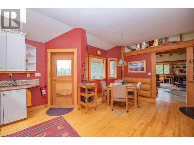 1195 & 1153 Sugar Lake Road, House detached with 2 bedrooms, 2 bathrooms and 25 parking in North Okanagan E BC | Image 25