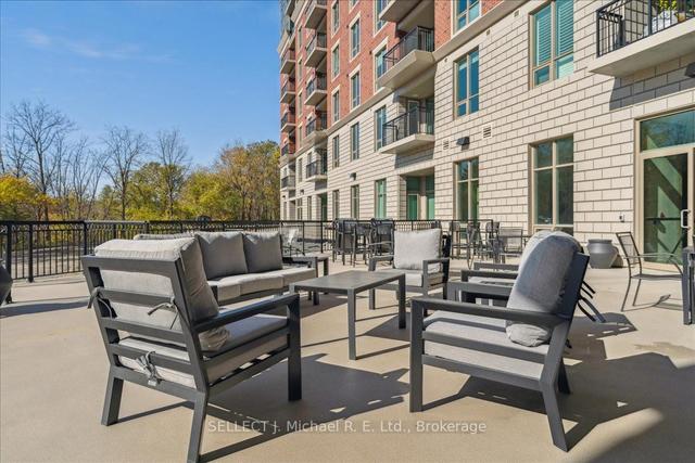 804 - 2750 King St E, Condo with 2 bedrooms, 2 bathrooms and 1 parking in Hamilton ON | Image 11