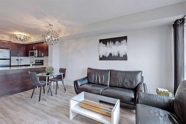 1409 - 30 North Park Rd, Condo with 1 bedrooms, 2 bathrooms and 1 parking in Vaughan ON | Image 2