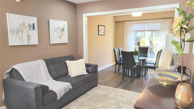 8 Heathcliffe Sq, Townhouse with 3 bedrooms, 3 bathrooms and 2 parking in Brampton ON | Image 28
