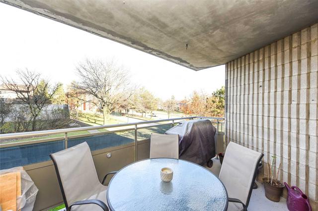 202 - 355 Rathburn Rd E, Condo with 3 bedrooms, 2 bathrooms and 3 parking in Mississauga ON | Image 30