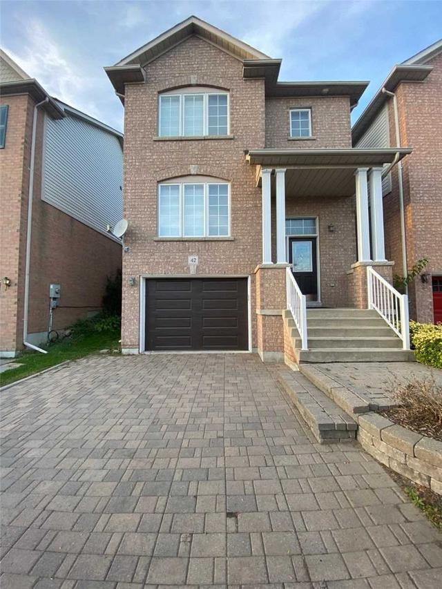 42 Kilgannon Ave, House detached with 3 bedrooms, 3 bathrooms and 3 parking in Clarington ON | Image 1