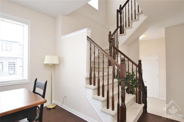 569 Radiant Private, Townhouse with 4 bedrooms, 3 bathrooms and 2 parking in Ottawa ON | Image 16