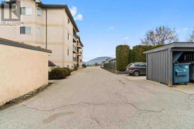302 - 160 5 Avenue Sw, Condo with 2 bedrooms, 2 bathrooms and 1 parking in Salmon Arm BC | Image 48