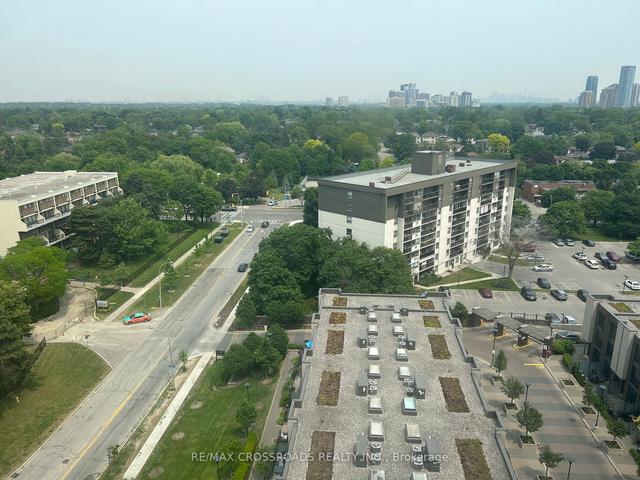 1309 - 1 Valhalla Inn Rd N, Condo with 2 bedrooms, 2 bathrooms and 1 parking in Toronto ON | Image 16