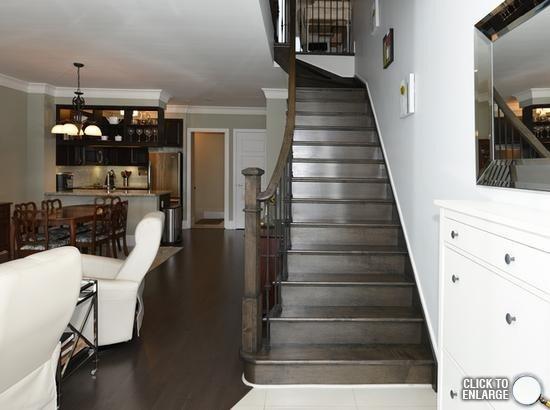 th4 - 15 Viking Lane, Townhouse with 3 bedrooms, 3 bathrooms and 2 parking in Toronto ON | Image 3