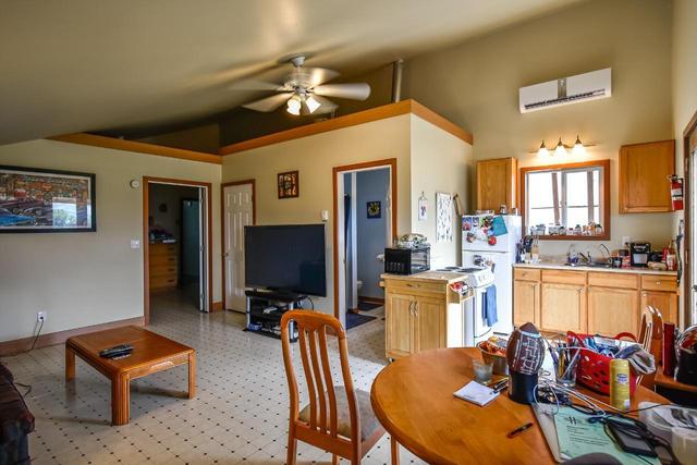9314 6th Avenue, House detached with 2 bedrooms, 2 bathrooms and 4 parking in Okanagan Similkameen A BC | Image 29