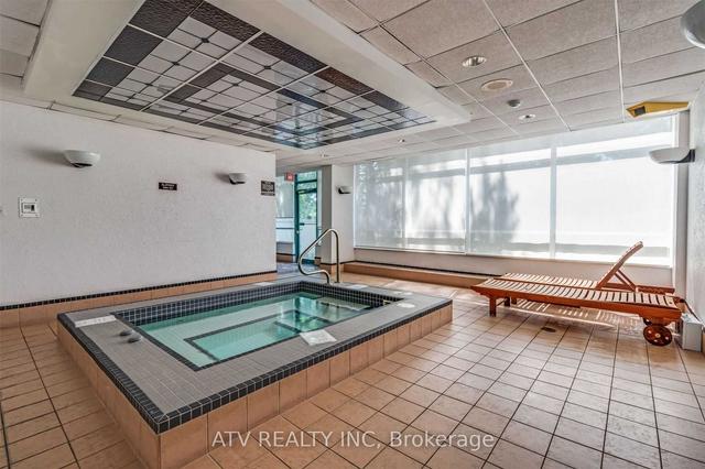 305 - 550 Webb Dr, Condo with 2 bedrooms, 1 bathrooms and 2 parking in Mississauga ON | Image 15
