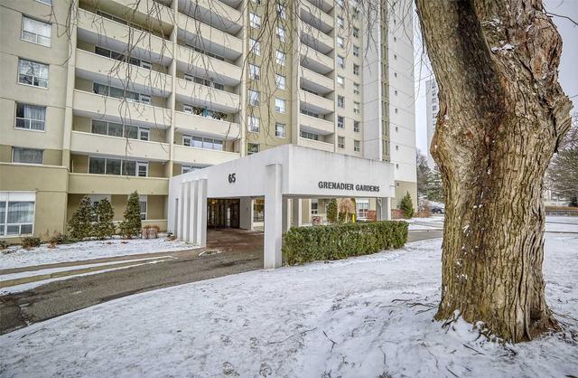 305 - 65 Southport St, Condo with 2 bedrooms, 2 bathrooms and 1 parking in Toronto ON | Image 1