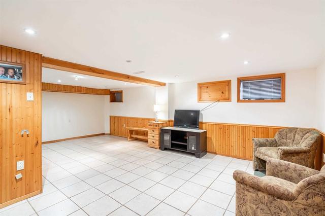130 Corman Ave, House detached with 3 bedrooms, 2 bathrooms and 5 parking in Hamilton ON | Image 20