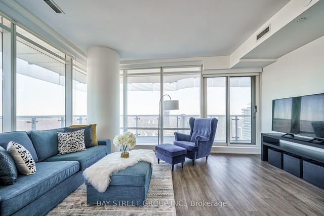 5001 - 1 Bloor St E, Condo with 2 bedrooms, 3 bathrooms and 1 parking in Toronto ON | Image 12