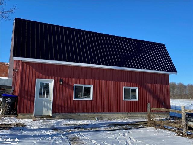 8098 Concession Road 2, House attached with 3 bedrooms, 2 bathrooms and 16 parking in Adjala Tosorontio ON | Image 17