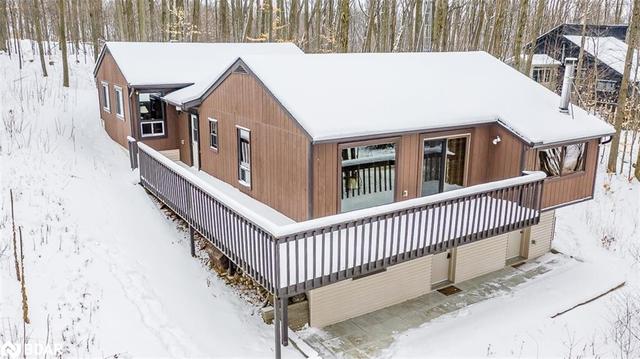 33 Huronwoods Dr Drive, House detached with 3 bedrooms, 2 bathrooms and 6 parking in Oro Medonte ON | Image 5
