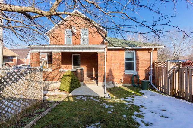 31 Edward St, House detached with 4 bedrooms, 2 bathrooms and 1 parking in Brantford ON | Image 24