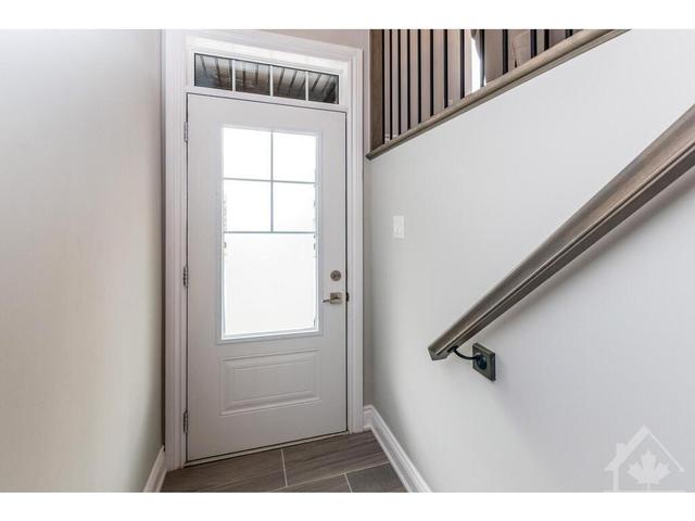 726 Reverie Private, Townhouse with 3 bedrooms, 4 bathrooms and 2 parking in Ottawa ON | Image 3