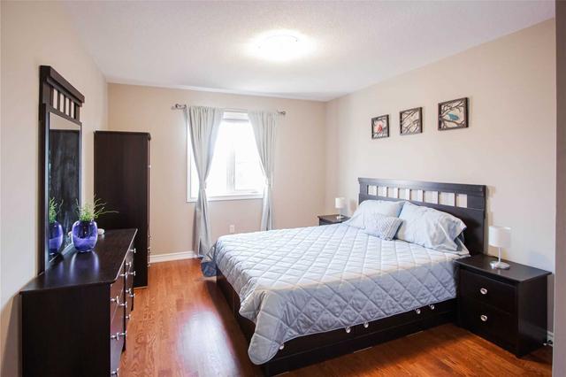 3 Timberwolf Rd, House detached with 3 bedrooms, 4 bathrooms and 6 parking in Brampton ON | Image 10