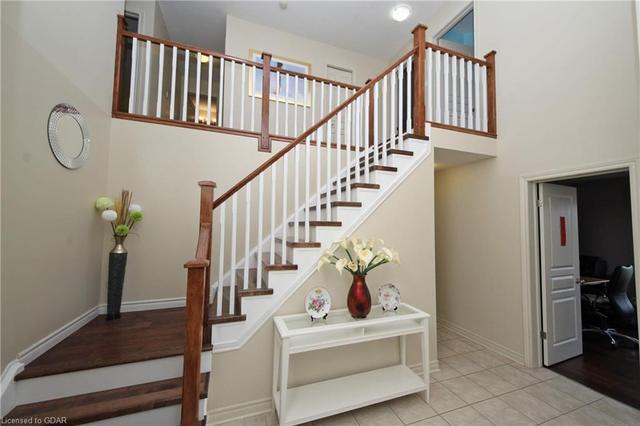161 Goodwin Drive, House detached with 4 bedrooms, 2 bathrooms and 6 parking in Guelph ON | Image 3
