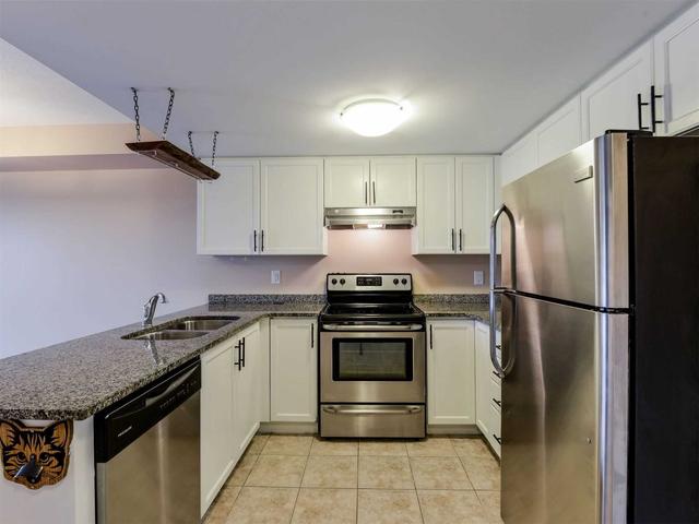 403 - 45 Kingsbury Sq, Condo with 2 bedrooms, 1 bathrooms and 1 parking in Guelph ON | Image 13
