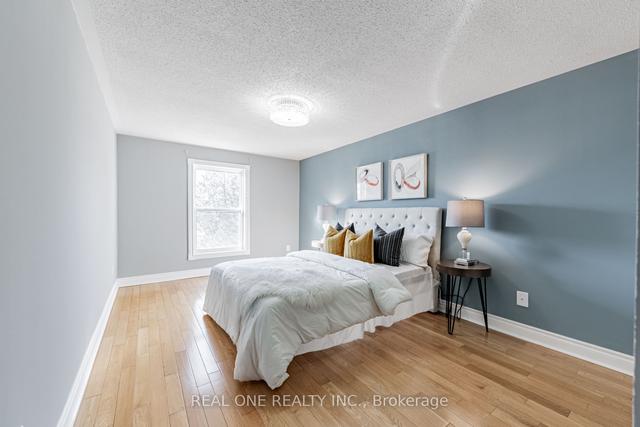 29 Major Oak Terr, House detached with 3 bedrooms, 3 bathrooms and 3 parking in Toronto ON | Image 17