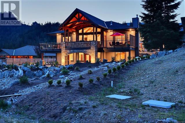 7343 Lakefront Pl, House detached with 5 bedrooms, 4 bathrooms and 10 parking in Cowichan Valley I BC | Image 16