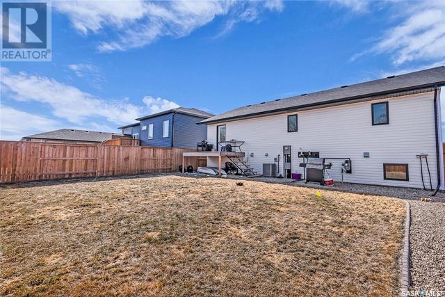2413 Buhler Avenue, House detached with 5 bedrooms, 3 bathrooms and null parking in North Battleford CY SK | Image 41