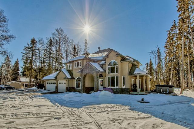 541 Clearwater Ests Crescent, House detached with 5 bedrooms, 3 bathrooms and null parking in Clearwater County AB | Image 3