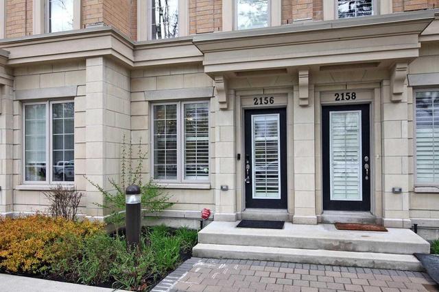 2156 Bayview Ave, Townhouse with 3 bedrooms, 3 bathrooms and 1 parking in Toronto ON | Image 2