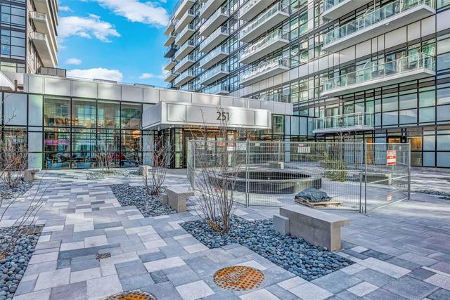 1704 - 251 Manitoba St, Condo with 2 bedrooms, 2 bathrooms and 1 parking in Toronto ON | Image 23