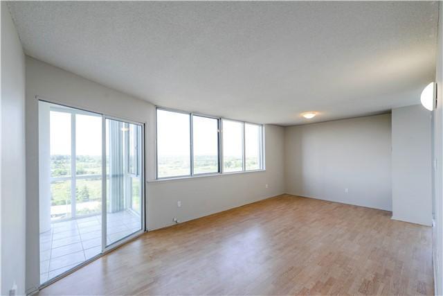 1001 - 10 Markbrook Lane, Condo with 2 bedrooms, 2 bathrooms and 1 parking in Toronto ON | Image 9