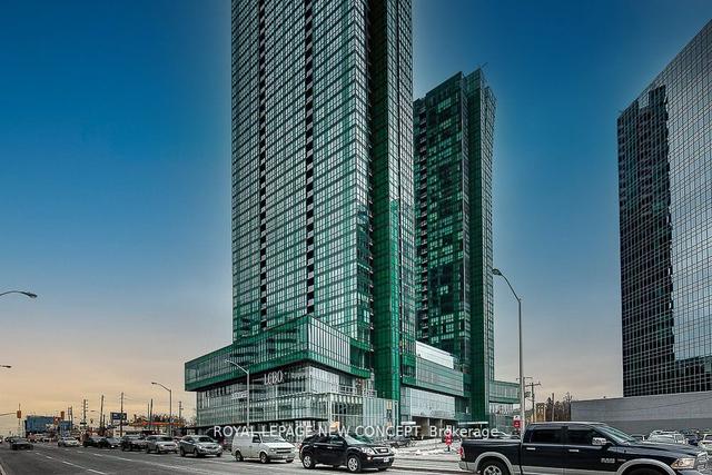 2104 - 11 Bogert Ave, Condo with 1 bedrooms, 1 bathrooms and 0 parking in Toronto ON | Image 1