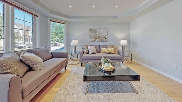 61 Saxony Dr, House detached with 4 bedrooms, 3 bathrooms and 3 parking in Markham ON | Image 23