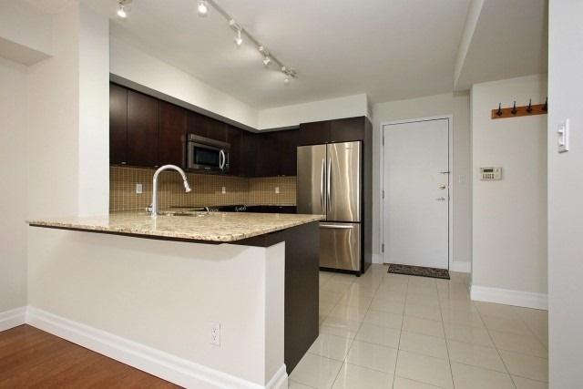 315 Grandview Way, Townhouse with 2 bedrooms, 2 bathrooms and 2 parking in Toronto ON | Image 39