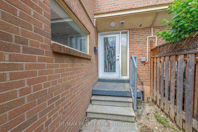 125 - 256 John Garland Blvd, Townhouse with 3 bedrooms, 3 bathrooms and 1 parking in Toronto ON | Image 34