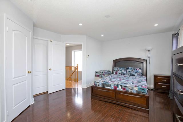 60 Feather Top Lane, House semidetached with 3 bedrooms, 3 bathrooms and 3 parking in Brampton ON | Image 14